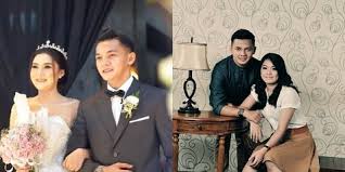 Konser nella kharisma, disanjung dory harsa hingga. Dory Harsa Menikah Dengan Nella Kharisma Mantan Istri Beberkan Sifat Asli Dan Ngaku Sudah Move On Kapanlagi Com