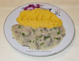 Reţeta de astăzi este mâncare de post cu ciuperci pleurotus. Ciulama De Ciuperci De Post BunÄƒtÄƒÈ›i Din BucÄƒtÄƒria GicuÈ›ei