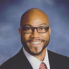 Ross Forrest's Instagram, Twitter & Facebook