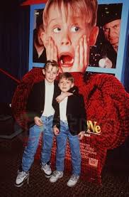 Macaulay Culkin And Kieran Culkin Home Alone Movie Macaulay Culkin Home Alone