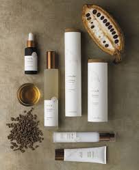 для ухода за цветами в доме творчества 10 упаковок 10 Organicheskih Marok Kosmetiki Kotorye Delayut Nas Luchshe Kosmetika Predmety Makiyazha Dizajn Upakovki