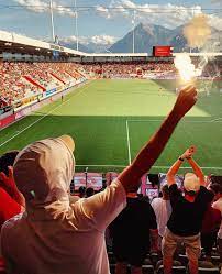 Weitere wichtige fanklubs sind die tornados rapid, die green lions, die alte garde und die lords rapid. Fanatics Of Football On Twitter Spartak Moscow At Fc Thun Ultras Uel