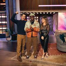 The Kelly Clarkson Show | @tylerposey58 & @tayediggsinsta are bringing  #TheRealFullMonty to Kelly today! PLUS #Monsters Ari Graynor, Sir Robert  Hartwell of... | Instagram