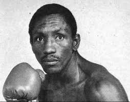 EL MEJOR BOXEADOR COLOMBIANO EN LA HISTORIA. 🇨🇴🥊 Antonio Cervantes Reyes  «Kid Pambelé» es un exboxeador y entrenador colombiano que fue dos veces  campeón mundial del peso welter junior. Disputó veintiún combates