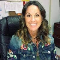 Alysoun Eversole's Instagram, Twitter & Facebook