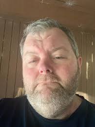 What a photo. Johnny in front of his boyhood home. I read he lived there  from age 3 through high school. Located in the Mississippi delta town of  Dyess, Arkansas, population about 500.