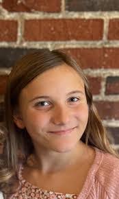 Steven Tomas's Instagram, Twitter & Facebook