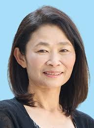 Kwan Lee's Instagram, Twitter & Facebook