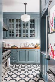 Combining two colours for the cabinets can instantaneously revitalize the entire kitchen, no matter the colours you choose, whether they are dynamic or dark colors. 15 Best Painted Kitchen Cabinets Ideas For Transforming Your Kitchen With Color
