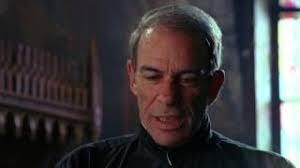 Review: Lurking Fear (1994)