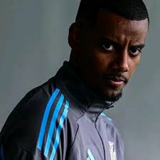 Sunny Sports, Football and More