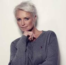 Tipps zum styling, zum färben und zur pflege. 15 Hairstyles For Short Grey Hair Haircut Kurze Graue Haare Frisuren Kurze Haare Braun Graue Frisuren