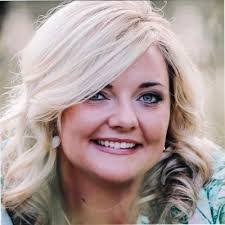 Rani Cohen's Instagram, Twitter & Facebook