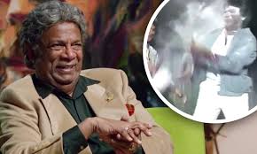 To all romantics, from the incurable romantic kamahl. C2z6mk5rnl 4 M