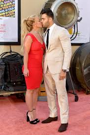 Britney spears spotted with bf sam asghari in 1st photo after conservatorship hearing. Britney Spears And Boyfriend Sam Asghari Pictures Popsugar Celebrity