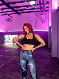 Faze tari la survivor romania 2021. Roxana GhiÈ›Äƒ Cea Mai Iubita Concurenta Survivor Romania Facebook