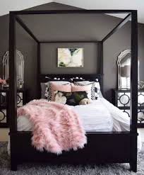 In this transitional bedroom design, the gray on the walls has almost the same effect as what white brings. 25 Refined Pink And Black Bedroom Decor Ideas Digsdigs