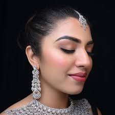 Top Diamond Necklace Manufacturers in Kolkata near me