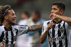 Betano passa a ocupar o lugar da bmg nas camisas do atlético mineiro 18/03/2021 a plataforma de apostas esportivas online betano passa a ser o principal patrocinador de camisetas do clube brasileiro de futebol atlético mineiro, quando até agora era o grupo bancário bmg, patrocinador master, aquele que tinha a posição de destaque. Continua A Promocao Da Betano Clube Atletico Mineiro Facebook