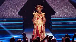 Sasha velour reveals what really went down on the 'drag race' finale from what she really thought about the incredibly tense reunion to how she sasha velour's time on the rupaul's drag race throne ended when she crowned aquaria in last night's season 10 finale, but as her alien eve. Every Single One Of The Drag Race Season 10 Finale Looks Ranked Hornet The Gay Social Network