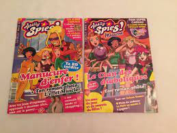 comicsvalue.com - Totally Spies 4 French-Language Comic Magazines 3 Have  Posters Cartoon Heroes - auction details