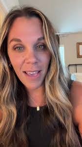 Amanda Couch's Instagram, Twitter & Facebook