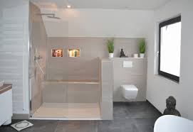 Dabei gehört das badezimmer inzwischen zum wohnraum, in dem wir uns. Badsanierung Hannover Badplanung Sanitarinstallation
