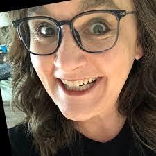 Sonja Yoder's Instagram, Twitter & Facebook