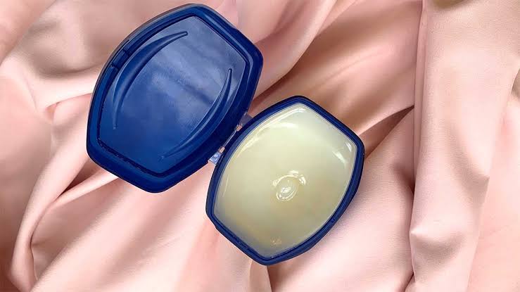 Slugging Could Be the Secret to Healing Dry Winter Skin - Consumer Reports