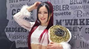 Ameliasocurvy twerking at last took the risk and Im