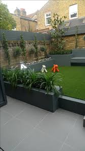 Great 67 Modern Flower Bed Inspiration Ideas Https Modernhousemagz Com 67 Modern Flower Bed Small Garden Landscape Small Backyard Gardens Small Garden Design