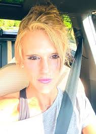 Sandra Greenberg's Instagram, Twitter & Facebook