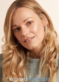 Wallis Brooks's Instagram, Twitter & Facebook