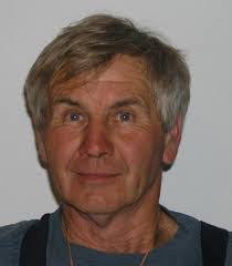 Robert Gindhart's Instagram, Twitter & Facebook