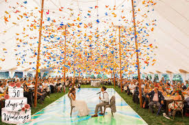 Five unique ideas that do everything from bringing high ceilings down to size to making a space feel brighter. Breathtaking Ceiling Decorations For Your Wedding Instyle