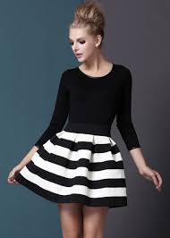 Black And White Striped Costume Ideas Black White Striped Three Quarter Length Sleeve Stripe Dress Black White Striped Dress Striped Dress White Striped Dress