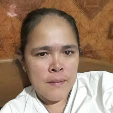 😂😂😂😂😂and happily martied to his wife Tori of 11 years with three  children! 😅😅😅😅😅