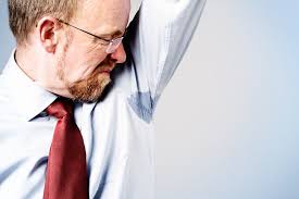 He's nose blind to the smell “ Translate into Abuan