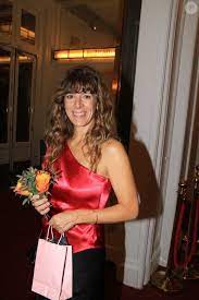 A 46 ans, Magali Ripoll (N'oubliez pas les paroles) a une routine simple  que sa fille Chloé, 13 ans, vient aussi d'adopter ! : Le diaporama -  Purepeople