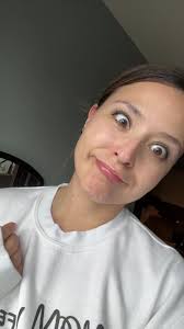 Cherr.Bearr22 (@cherr.bearr22)’s videos with original sound