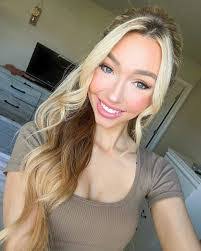 Denise Craddock's Instagram, Twitter & Facebook