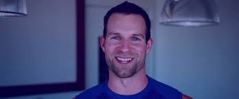 Abandoning The Status Quo To Build Your Best Self (and Biz) with Abel James 