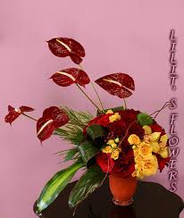 Florist in glendale, ca, wedding florist, florist for funeral florist, sympathy flowers tropical flowers, roses. Lilit S Flowers Glendale Ca 91205 818 246 4223 Flowers