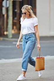 Find the perfect student style whether it's bags for uni or cute college outfits. Wardrobe Essentials Every College Going Woman Should Own Magicpin Blog