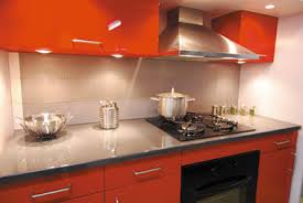 Le support s'installe par vis traversante sur votre plan de travail et par vis sous votre snack. Peindre Plan De Travail Quelle Peinture Choisir Deco Cool