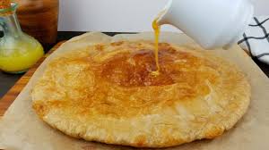 طريقة عمل خبز الرشوش اليمني خبز الرشوش بطريقه سهله وسريعه وطعم لذيذ جدآ و يؤكل مع الفحسه ، السلته ، الايدام ، الفاصوليا ، الفول أو. Ø®Ø¨Ø² ÙŠÙ…Ù†ÙŠ Ù…Ø¹ Ø§Ù„Ø¹Ø³Ù„ ÙŠØ³Ù…Ù‰ Ù…Ø¹Ø·Ù Ø£Ùˆ Ù‚Ù…Ø· Ø²ÙŠ Ø§Ù„ÙØ·ÙŠØ± Ø§Ù„Ù…Ø´Ù„ØªØª Ø§Ù„ÙÙ„Ø§Ø­ÙŠ Ø§Ù„Ù…ØµØ±ÙŠ Honey Soaked Layered Bread Youtube Food Yemeni Food Desserts