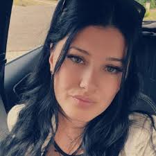 🎈Wow, 1 an déjà ! 💚Je voulais juste dire un immense MERCI à Team One  Staffing Specialists Belgium pour cette incroyable première année au sein  de cette super équipe! 🤝Ces douze derniers