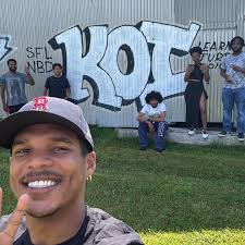 Which team member do you think tells the best jokes? #teamfun  #strongertogether #koi