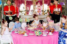 Luxury jewelry retailer makes a great party theme. Inside The World Of The Luxury Children S Party
