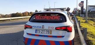 Eu tinha criado uma bolha quentinha de refúgio ao longo desses cem dias de confinamento & diário de confinamento (olhaí. Kttth58gznudpm